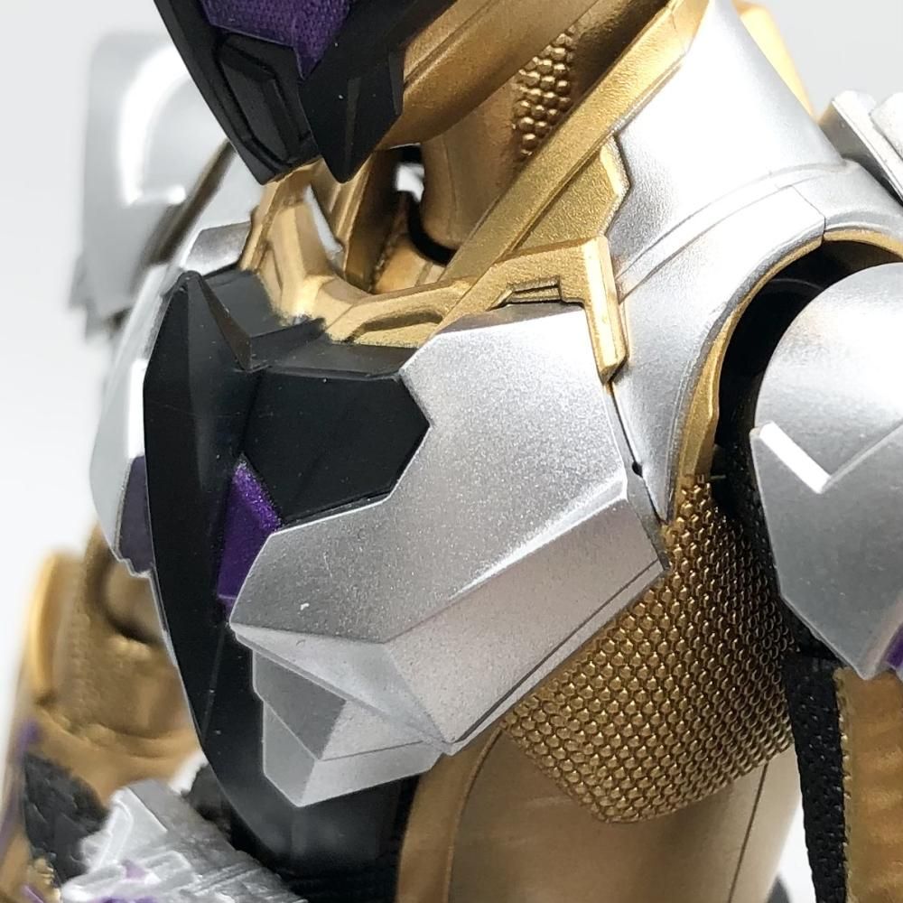 【中古】S.H.Figuarts仮面ライダーサウザー 楽天市場】shフィギュアーツ 仮面ライダーサウザーの通販