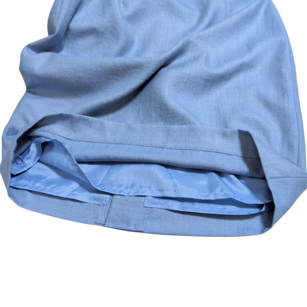 6 膝上タイトスカート