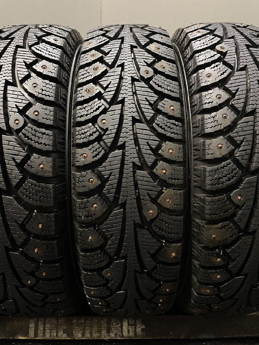 ハンコックスパイクタイヤ4本 155/70/13