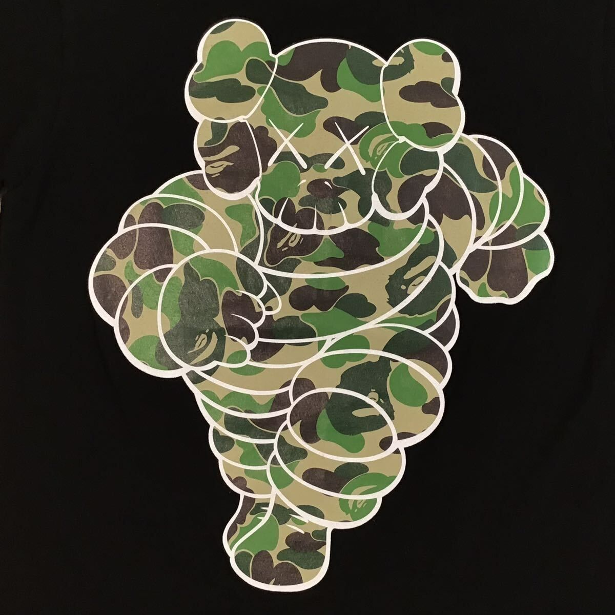 ☆激レア☆ KAWS × BAPE chum Tシャツ Sサイズ a bathing ape ミシュランマン カウズ エイプ ベイプ ABC camo  green NIGO 迷彩 - メルカリ