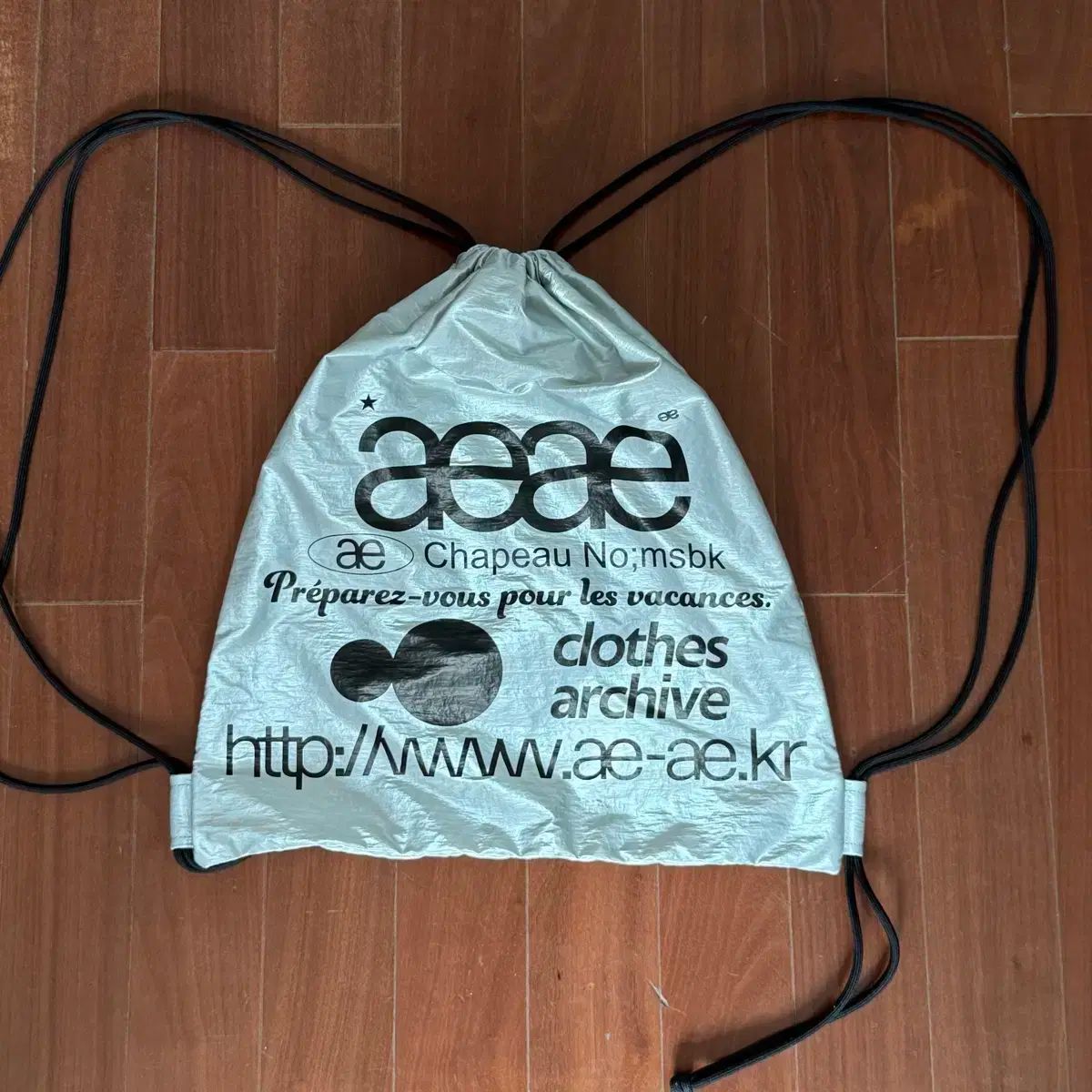 【新品】aeae ナップサック　ジムサック　ロゴ　シルバー AEAE ジムサック ナップサック シルバー aeae WEB LOGO GYM SACK