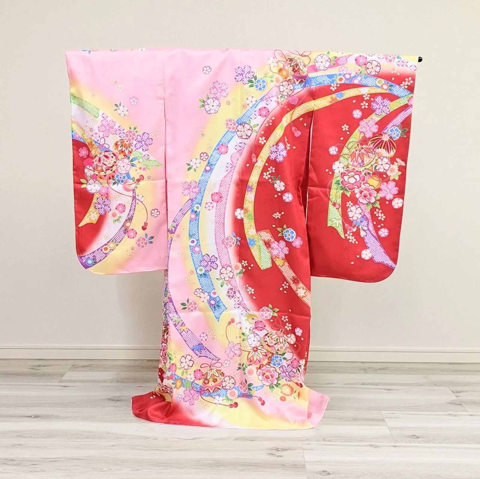 七五三 女の子 7歳 四つ身 着物 襦袢付き 絵羽柄 白 赤 桜 BY