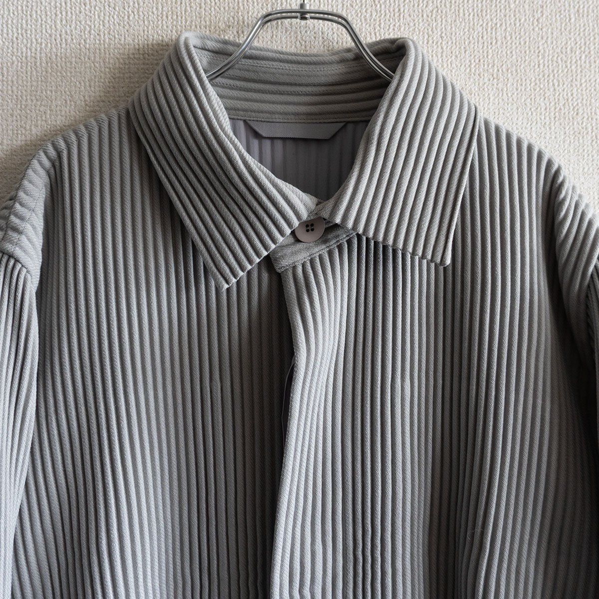 HOMME PLISSE ISSEY MIYAKE オムプリッセ　グレー HOMME PLISSE ISSEY MIYAKE(オムプリッセイッセイミヤケ) Stand