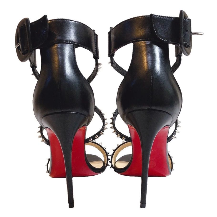 Choca hotsell christian louboutin