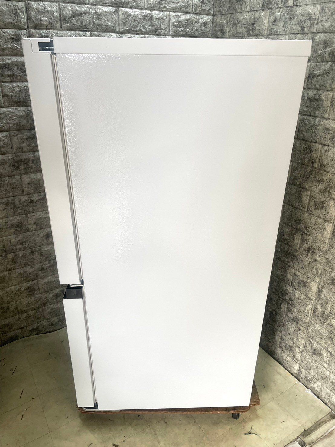 高年式‼︎大阪送料無料☆3か月保障付き☆冷蔵庫☆2023年☆ハイセンス