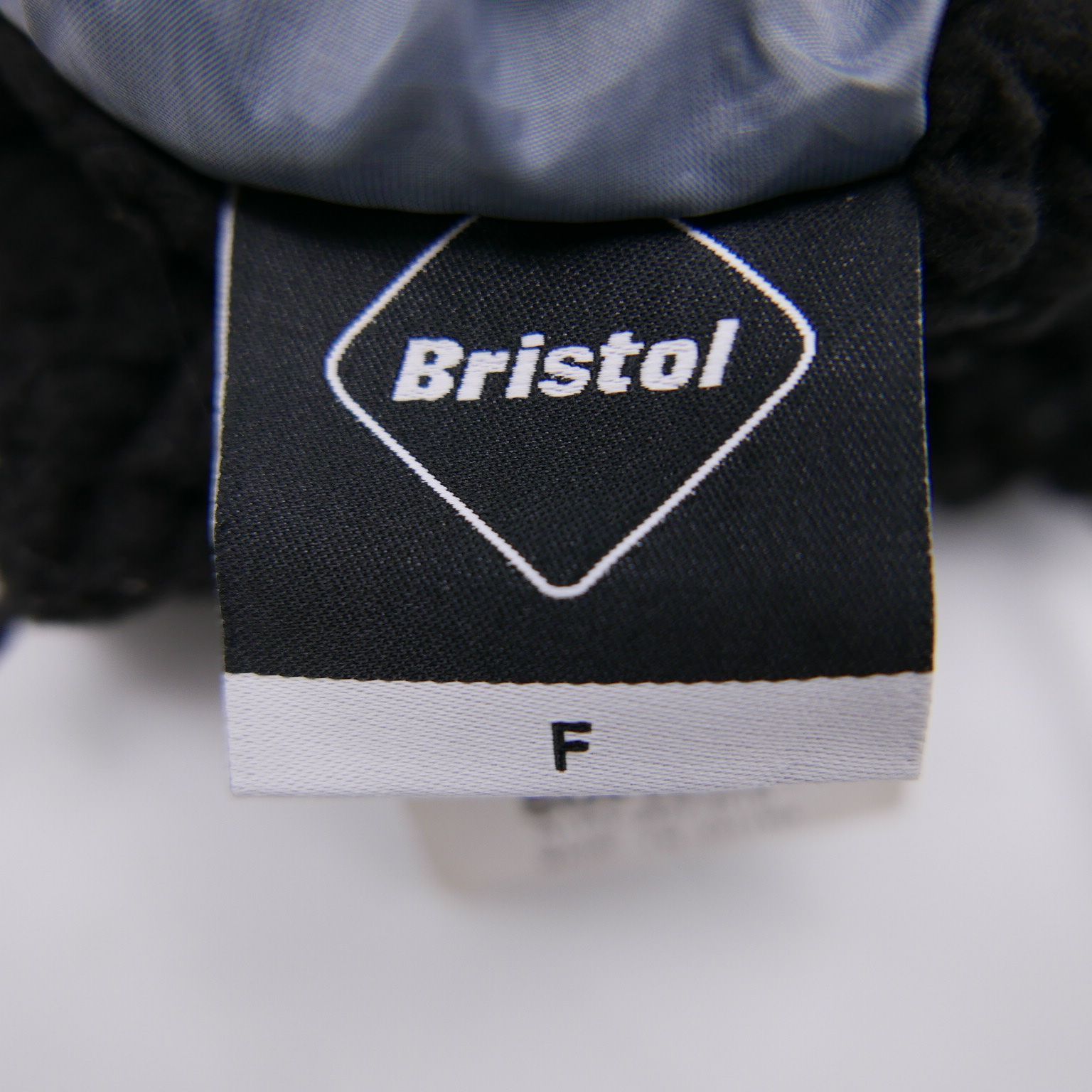 23AW F.C.Real Bristol エフシーレアルブリストル ELECTRIC TEAM BLANKET USB 電気ブランケット BLACK  FCRB-232112 - メルカリ