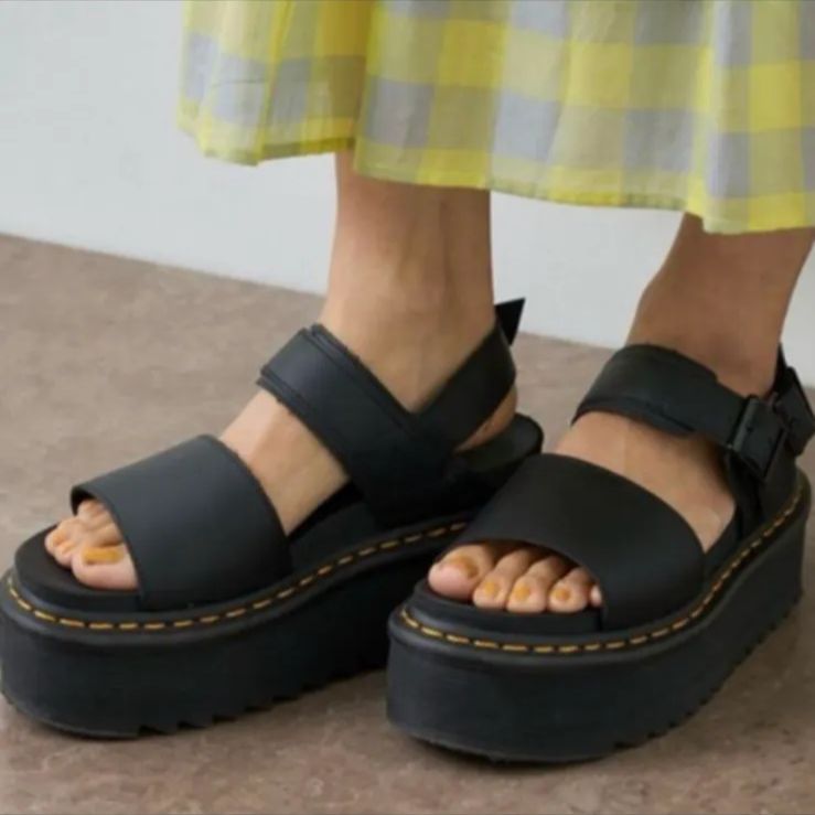 ドクターマーチン Dr.Martens サンダル 厚底 VOSS QUAD UK4 23cm シャークソール 厚底 KIN-KAAI_COM