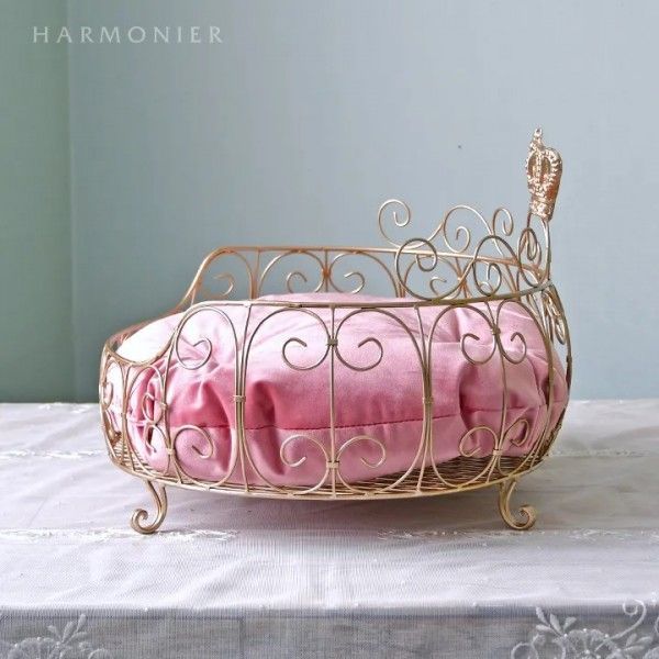 トリアノン ペットベッド ペット用 ベッド クラウンモチーフ ゴールド ピンク 923 アンティーク風 ロココ調 ヨーロピアン クラシック アンティーク調 ペット雑貨 STEELWINDOWSANDDOORS_COM