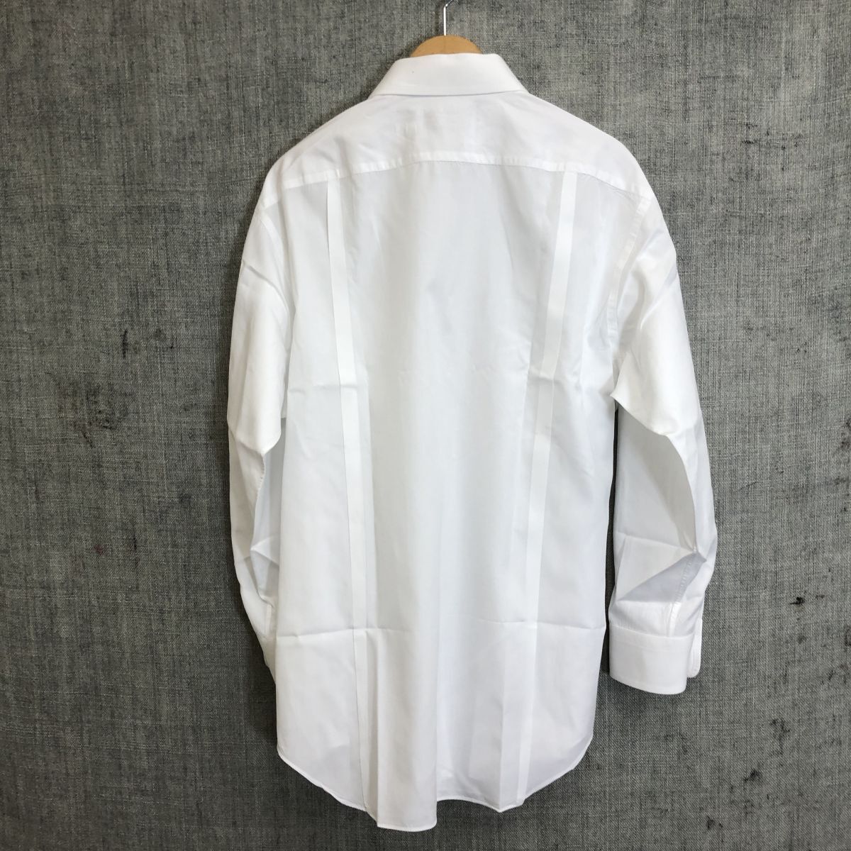 【値下げ】BURBERRY シャツ CNSOUFOU1QUA ホワイト サイズ：SIZE XXS (名古屋パルコ店) BURBERRY 【値下げ】BURBERRY シャツ CNSOUFOU1QUA ホワイト