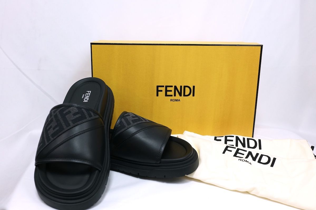 ギフトにも 付属品完備 FENDI フェンディ ダイアゴナル サンダル