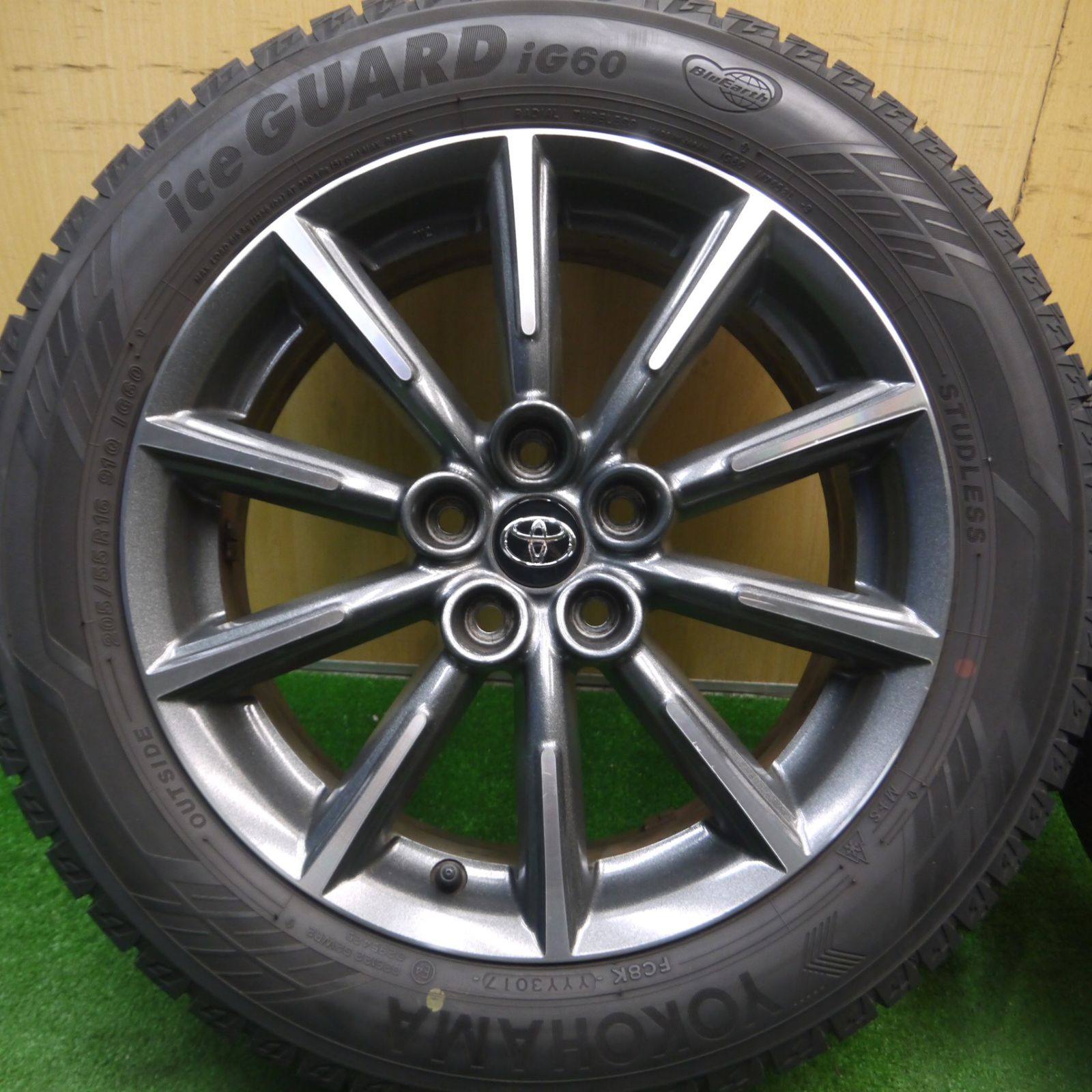 送料無料] バリ溝！キレイ！8.5分☆トヨタ 86 スバル BRZ 純正 205 