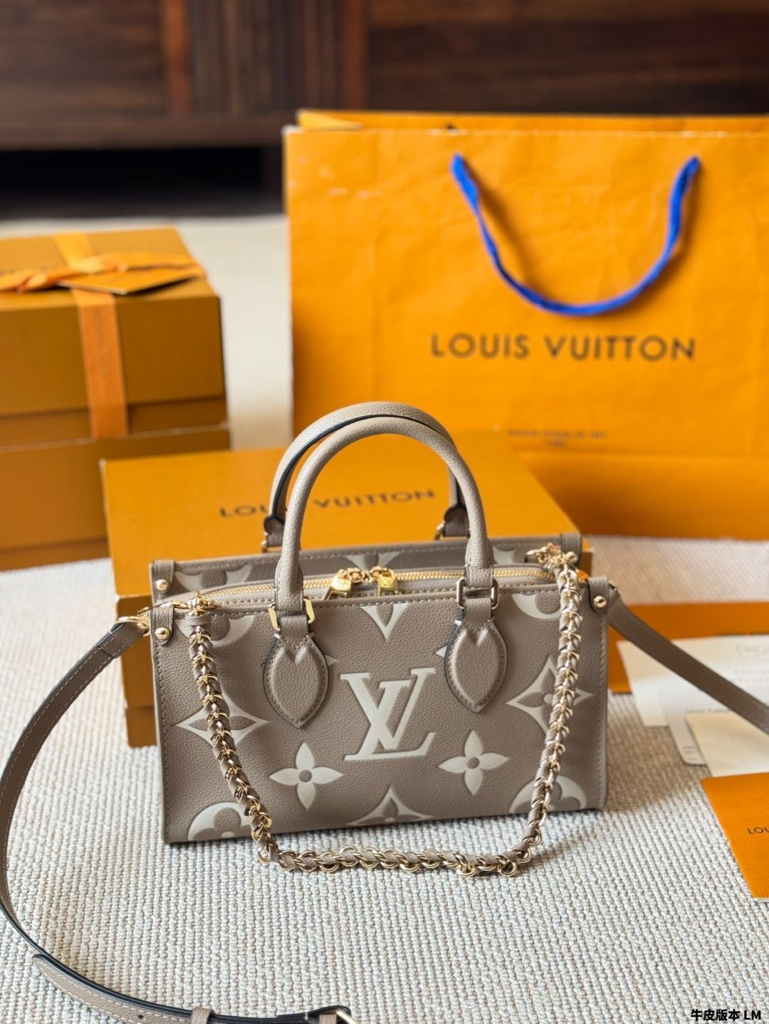 今日 LV ルイヴィトン Onthego East West オンザゴー イーストウェスト横型バッグ 25×15cm
