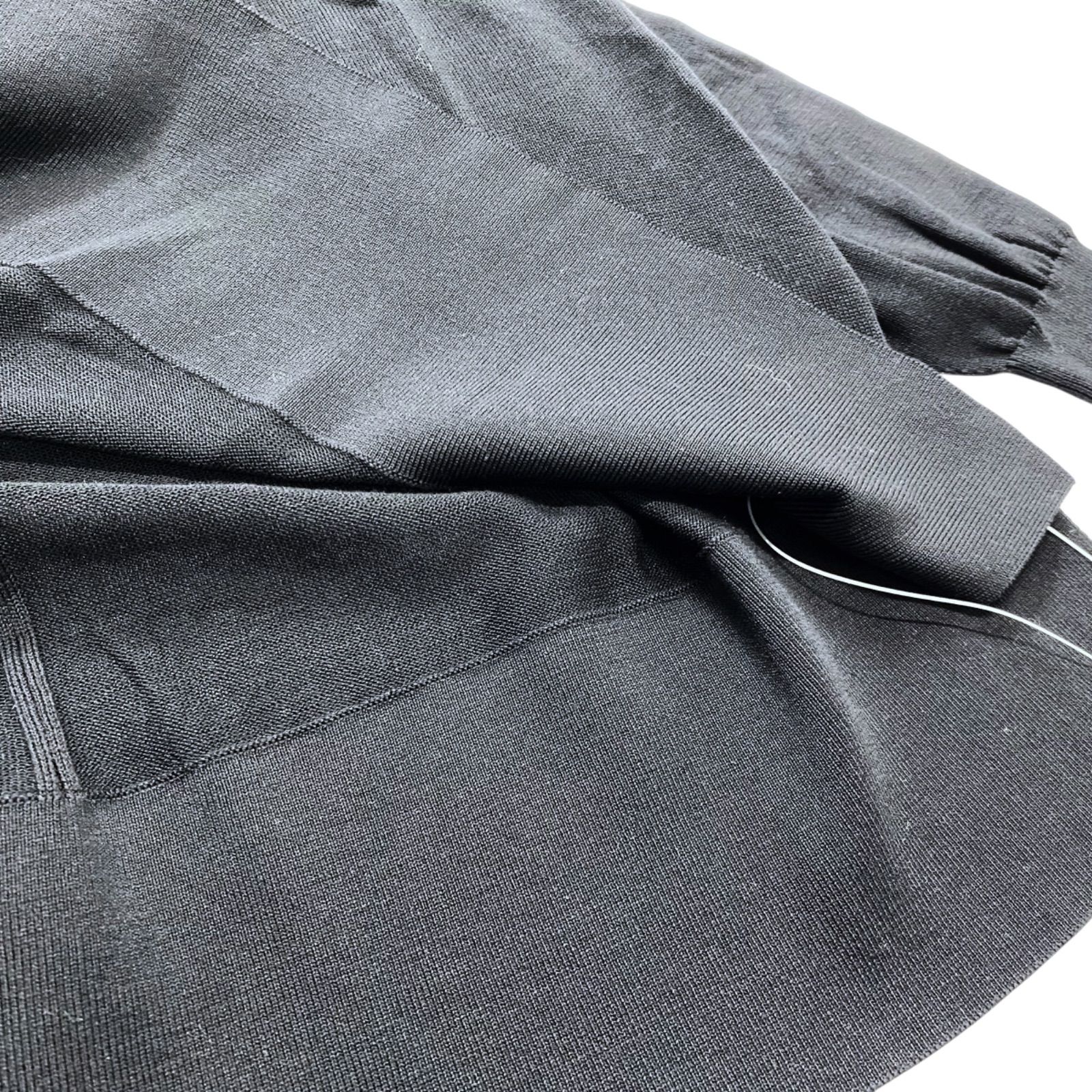 アパルトモン 黒 F 長袖 カットソー クルー ネック 美品 アパルトモン 黒 F 長袖 カットソー クルー ネック 美品