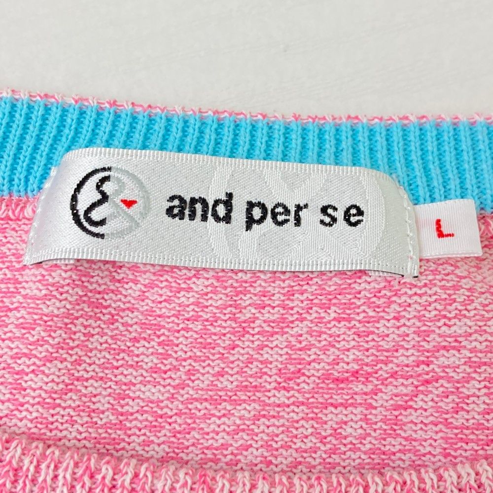 サイズ：L AND PER SE アンパスィ  ニットセーター ロゴ柄 ピンク系 [240101383658] ゴルフウェア レディース ストスト AND PER SE アンパスィ ニットセーター ロゴ柄 ピンク系 サイズ