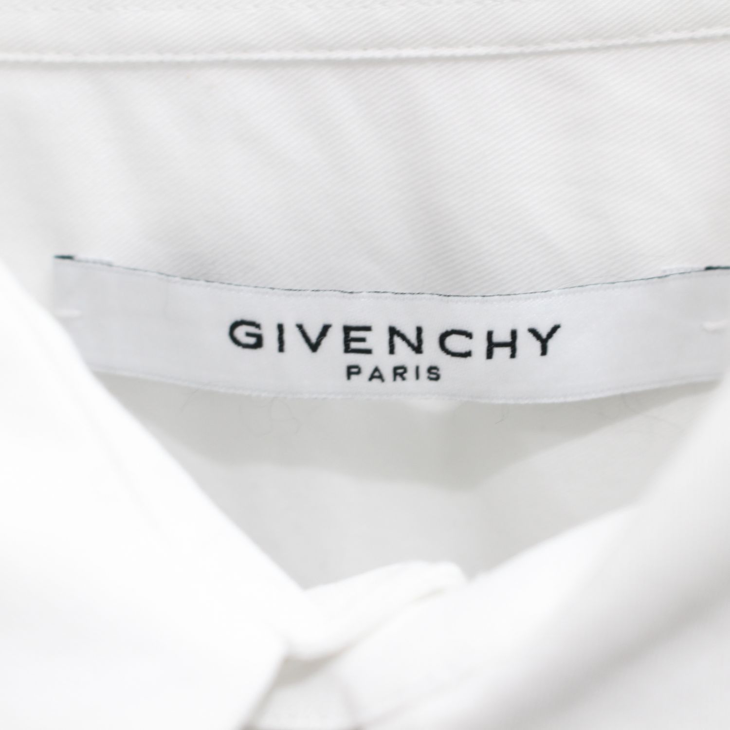 Givenchy ジバンシィ 襟ロゴテープ 長袖シャツ ホワイト サイズ41 Givenchy ジバンシィ 襟ロゴテープ 長袖シャツ ホワイト サイズ