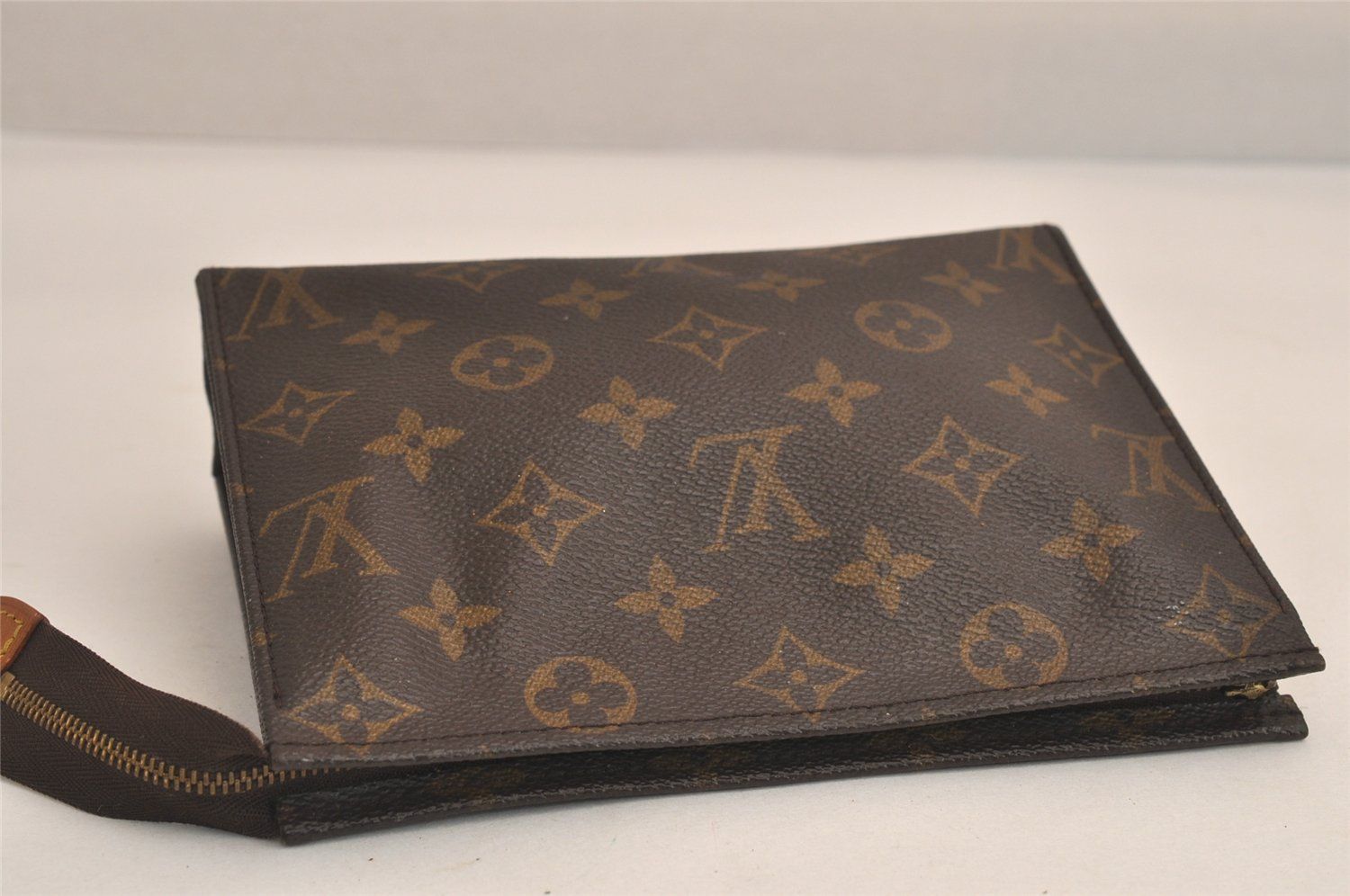 LOUIS VUITTON ルイヴィトン モノグラム ポッシュトワレ 19