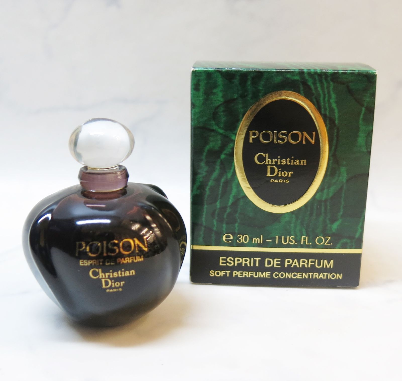 コスメ・香水・美容Christian Dior Paris POISON 30ml - 香水(女性用)