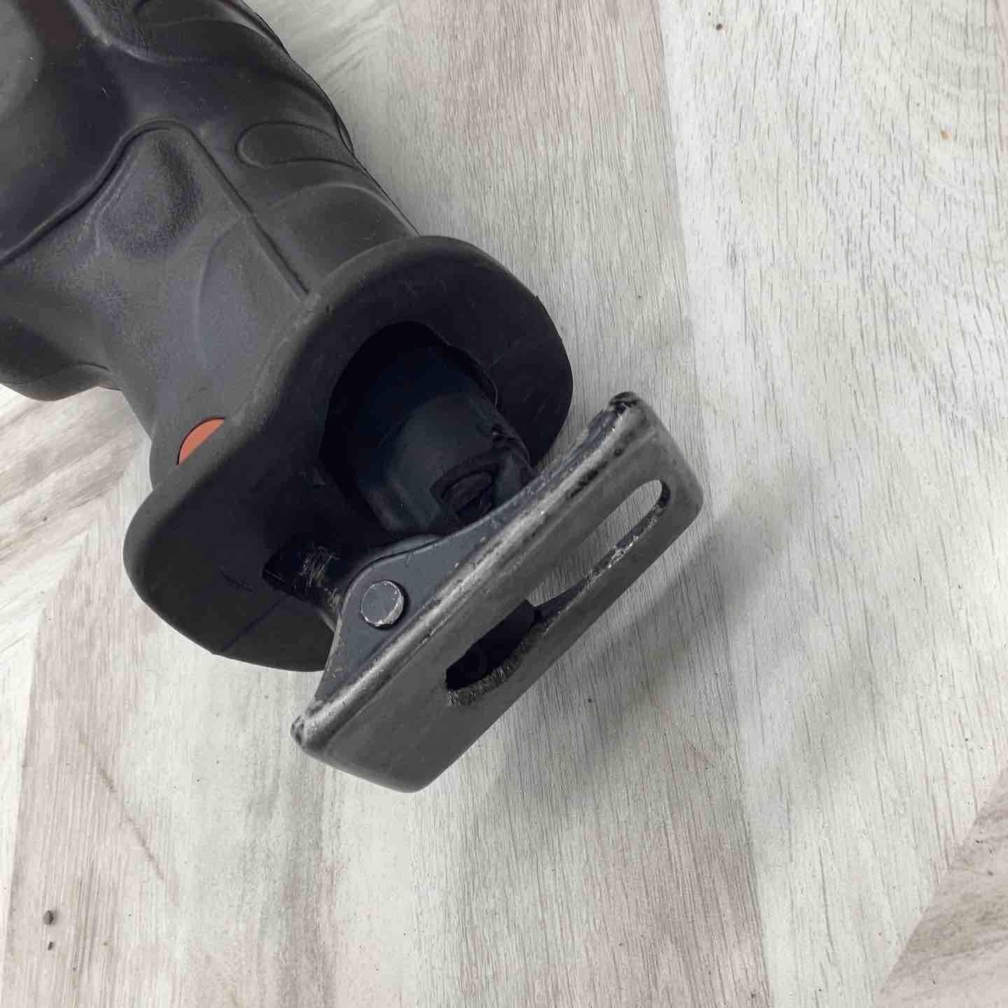 JR3070CT