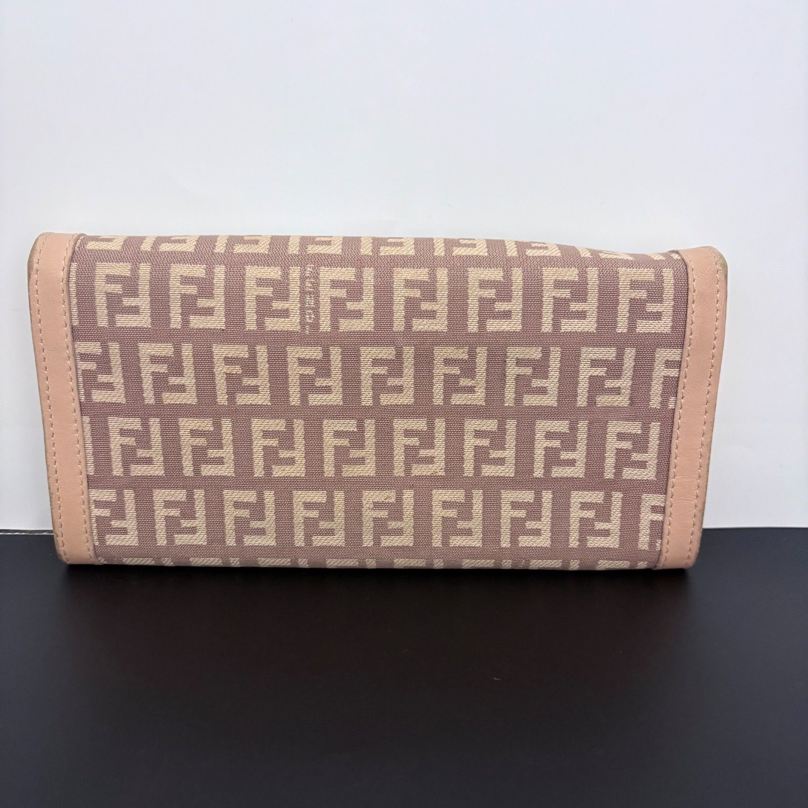 ユ*)様 FENDI フェンディ ズッキーノ FFロゴ ゴールド金具 長財布 FENDI フェンディ 長財布 ズッカ ズッキーノ柄 キャンバス レザー ロゴ