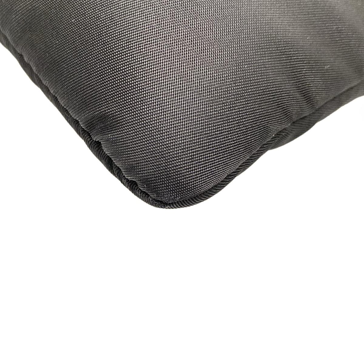 プラダ クラッチバッグ