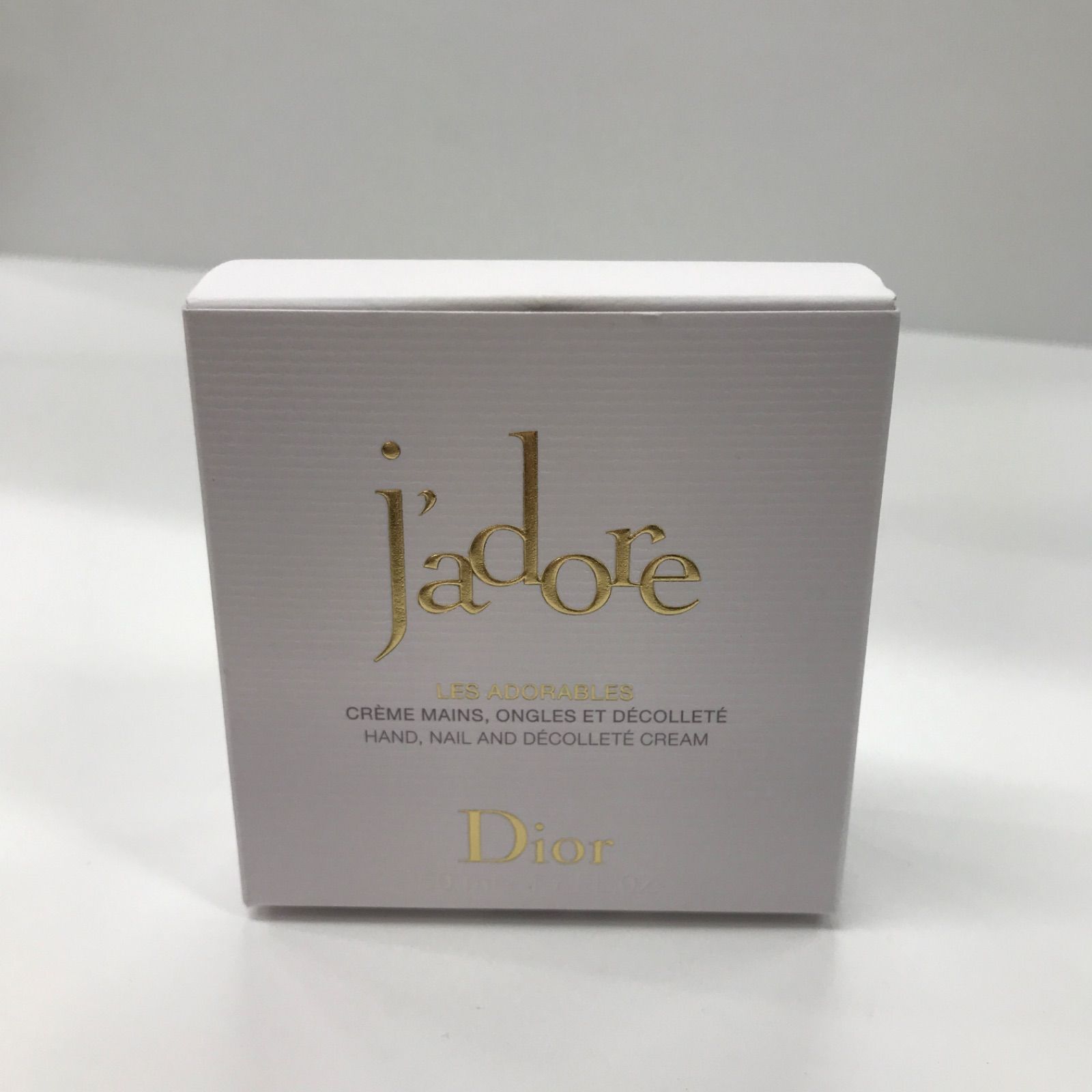 Dior J'adore Les Adorables ハンドクリーム 箱付き Dior J'adore Les Adorables ハンドクリーム 箱付き J'adore Les