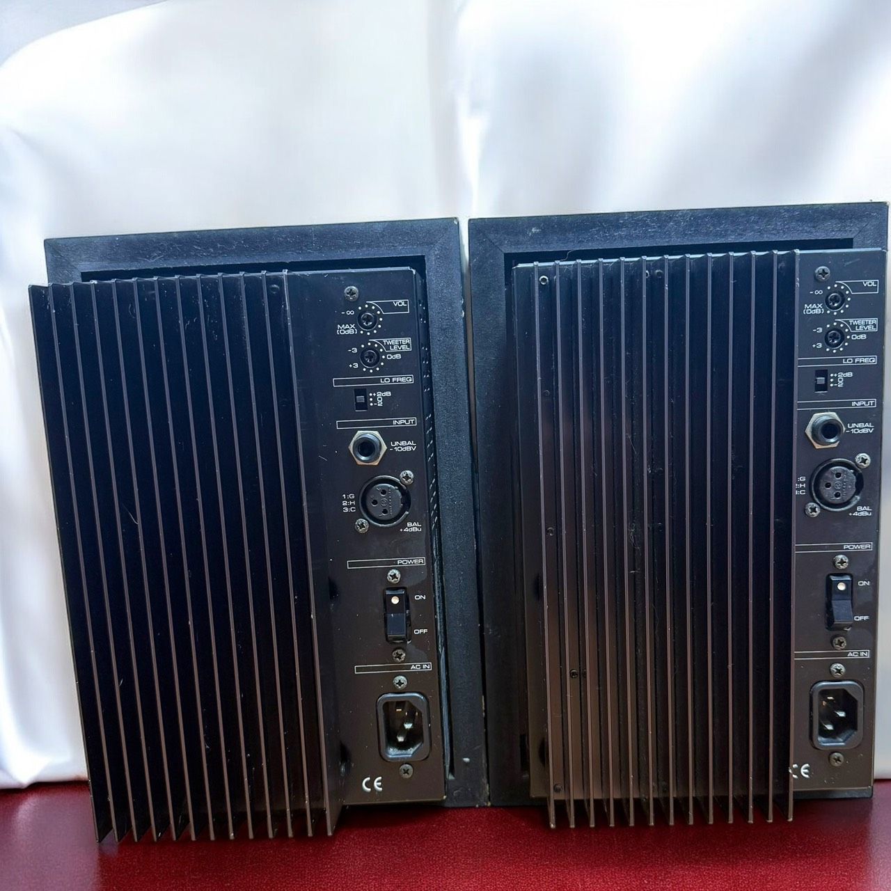 スタジオ モニター