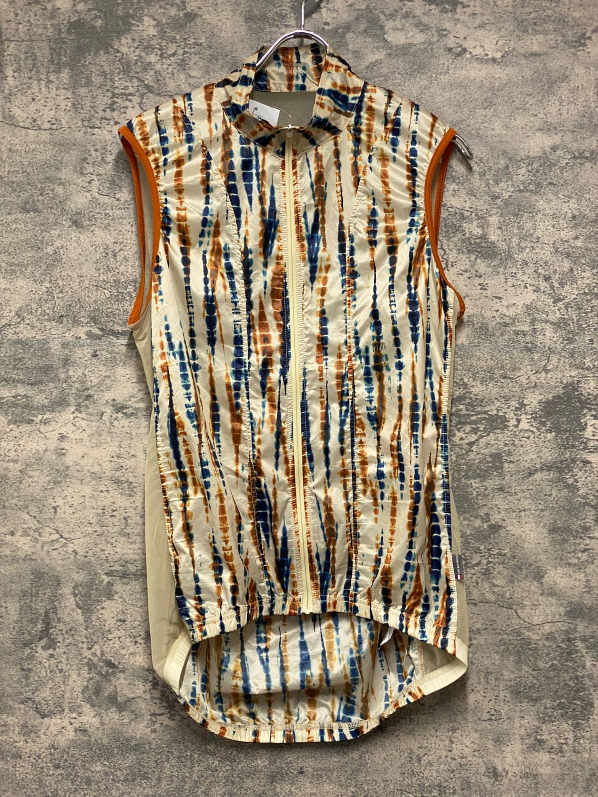 JK607 カフェドシクリステ Cafe du Cycliste PETRA GILET MAN ジレ サイクルベスト 総柄 L