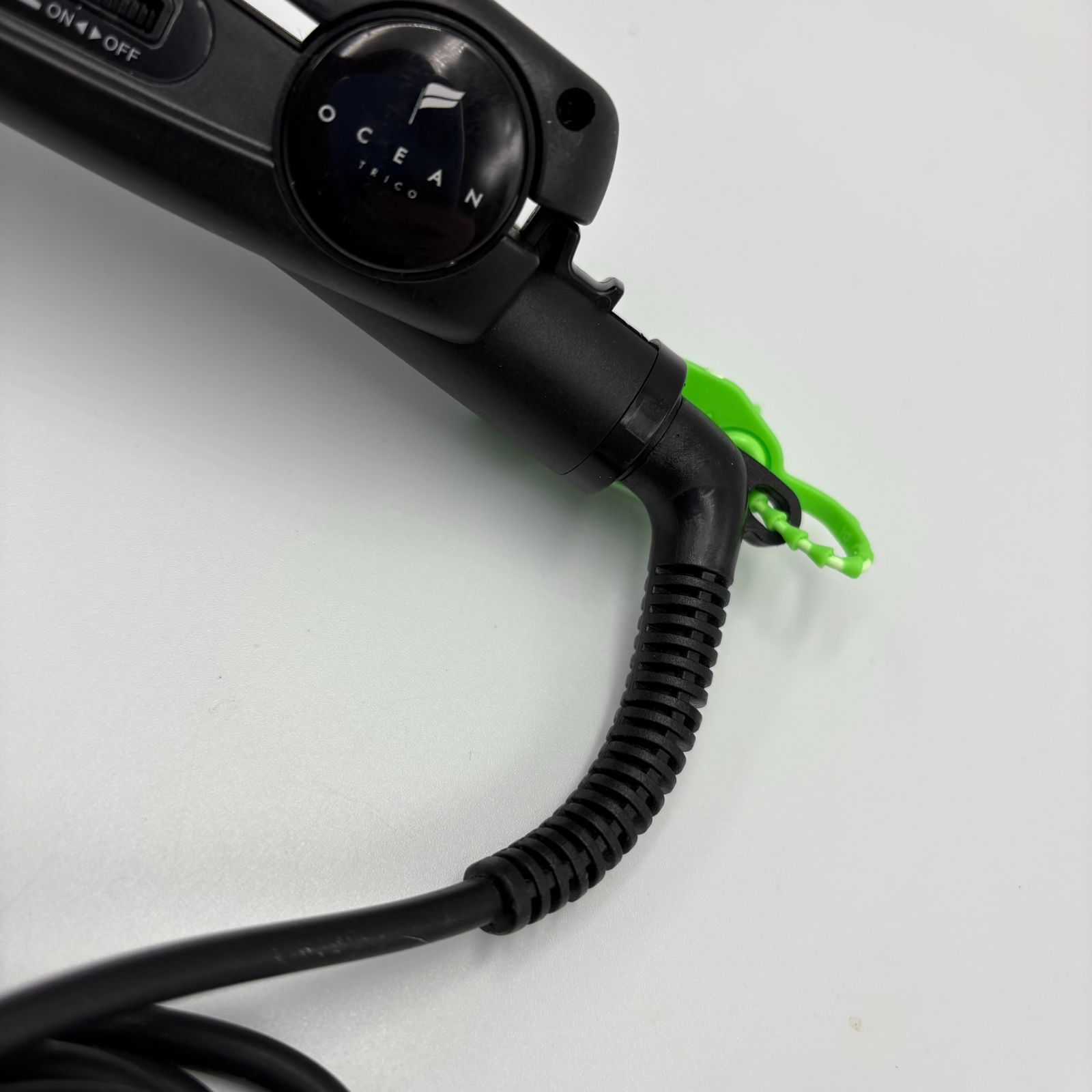 ブルー AHI-112