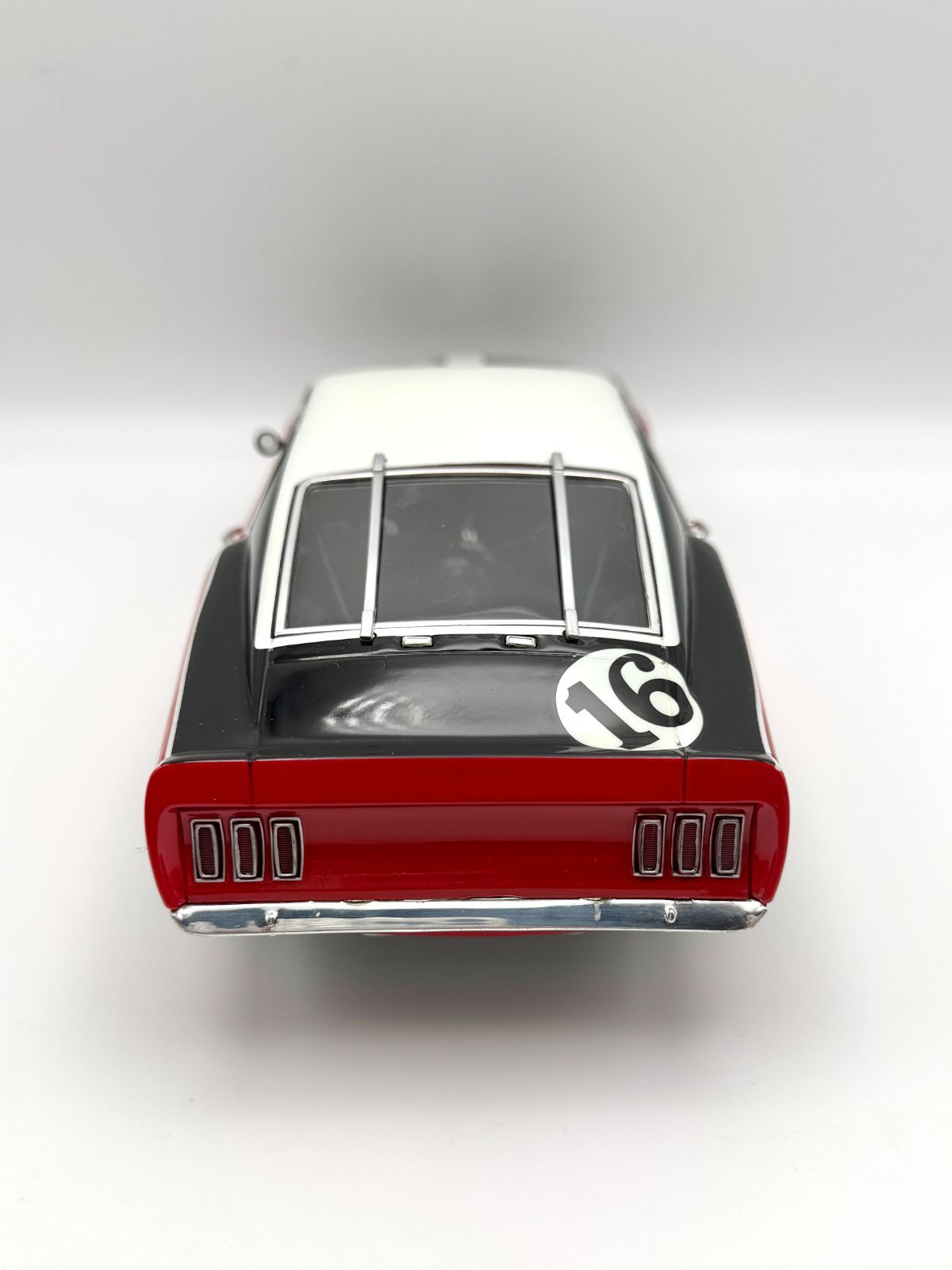 1/18 ウェリー フォード マスタング BOS302 Trans Am #16 1/18 ウェリー フォード マスタング BOS302 Trans Am #16