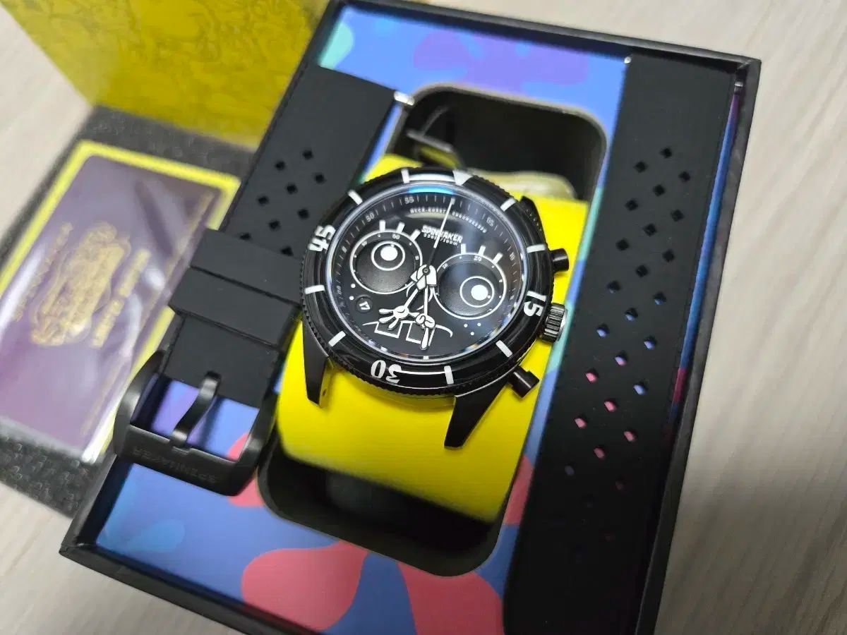 スピナカー スポンジボブ モデル 時計