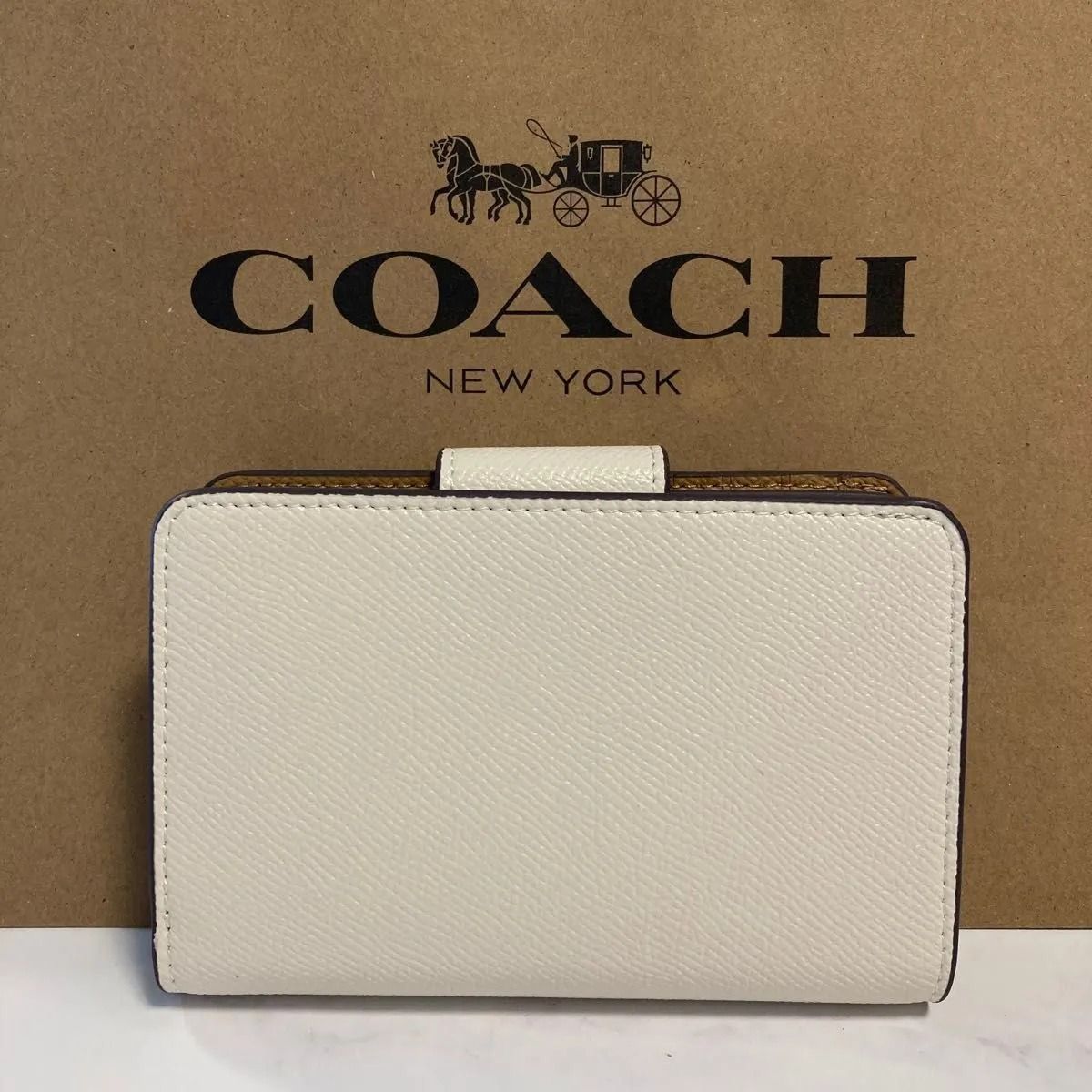 新品 COACH 長財布 コーチ 二つ折り財布 レディース メンズ ホワイト 白 - メルカリ