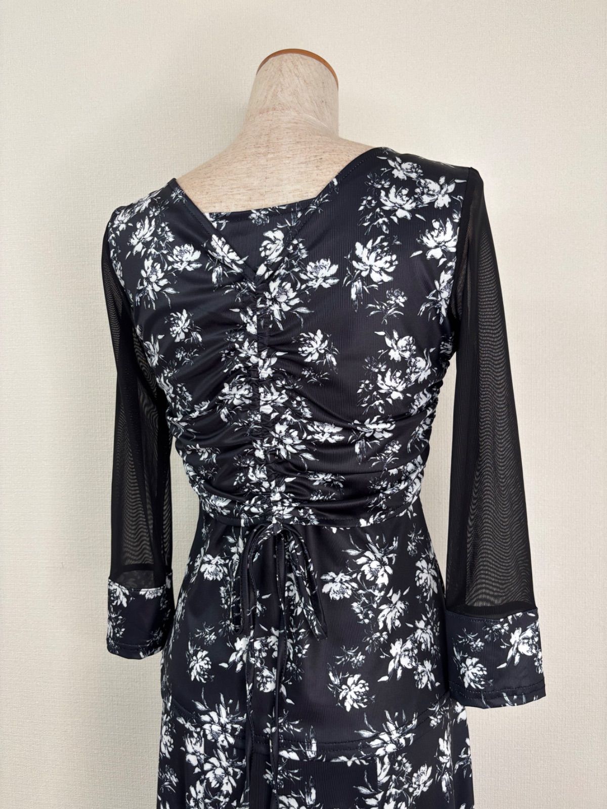 ブラック×ホワイト