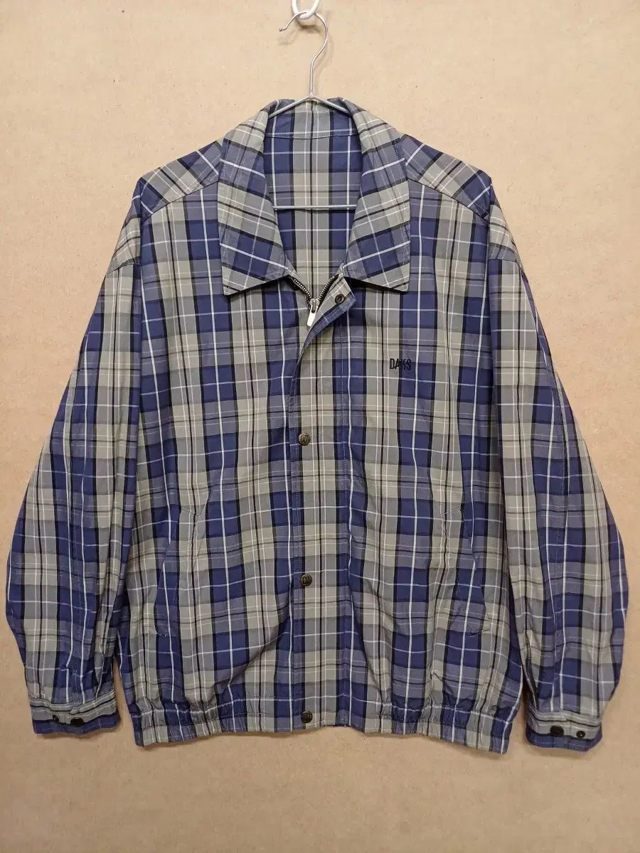 【雷市場（ポンジャン）商品韓国直送】 DAKS(ダックス) ゴルフ メンズ チェック ブルゾン ジャケット 105 ー 110