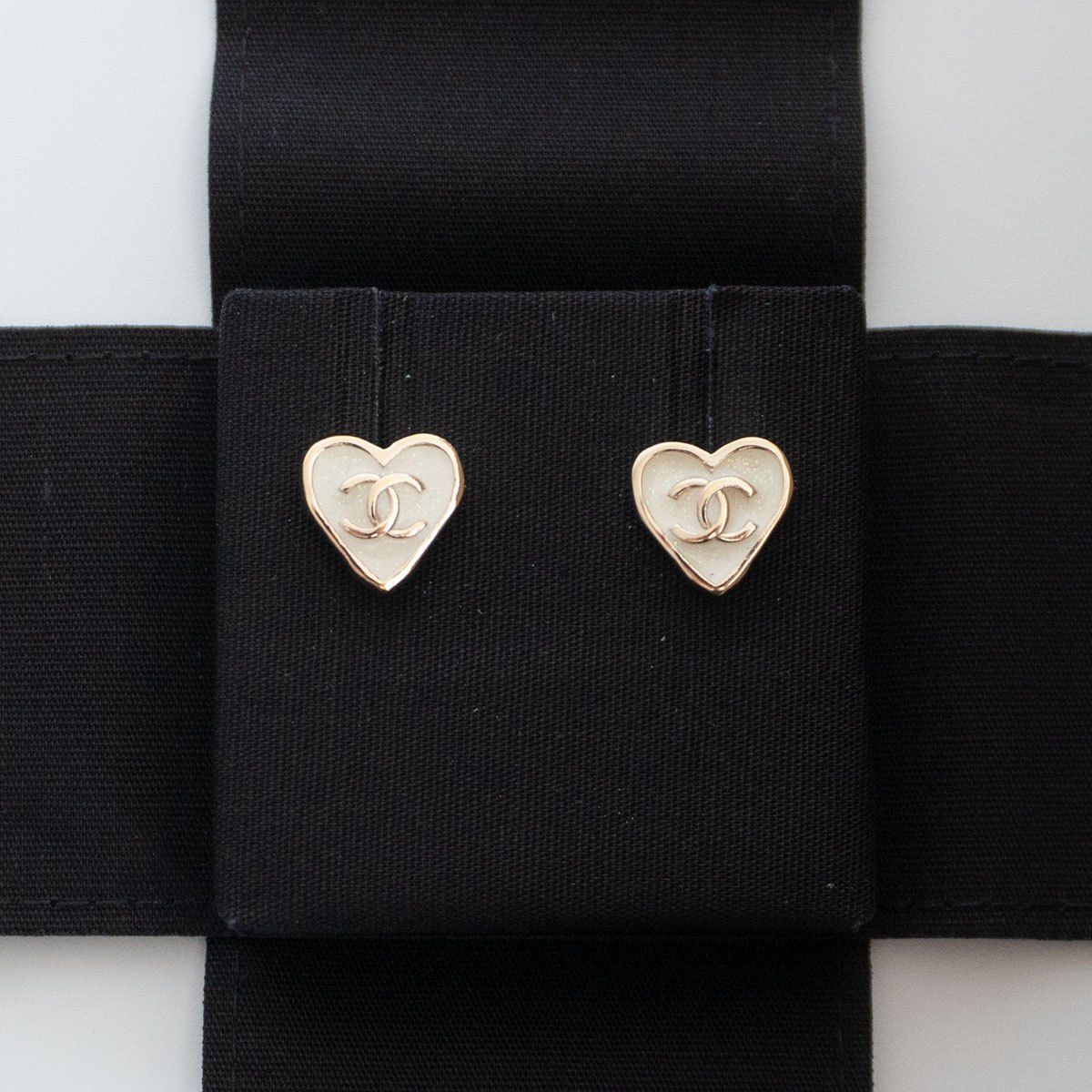 最 CHANEL ハート ピアス ココマーク シャネル 25090892