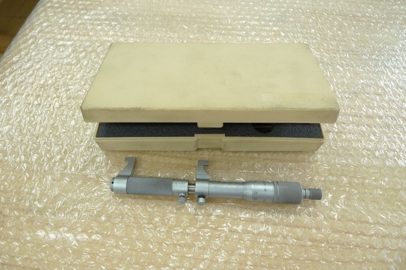 Mitutoyo ミツトヨ キャリパー形内側マイクロメーター 測定範囲 75 - 100 mm 目量 0.01 mm 管理p0505