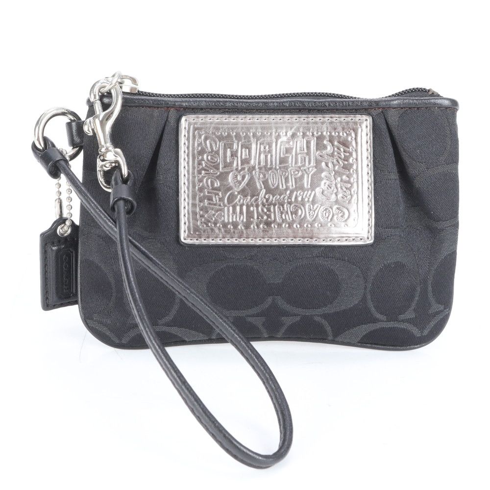大人気☆エンボスシグネチャー【COACH】ポーチ ストラップ付 美品 コーチ シグネチャー キャンバス レザー ストラップ付