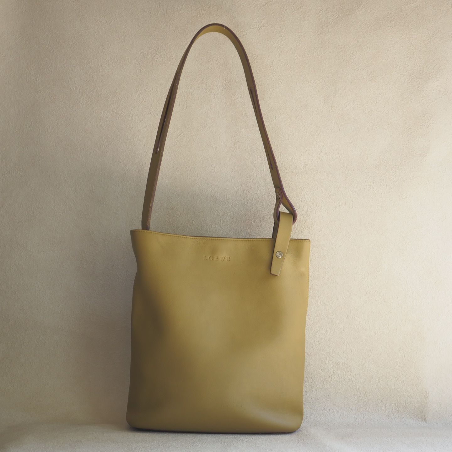 ロエベ LOEWE レザー ショルダーバッグ カーキ グリーン 本革 トート 