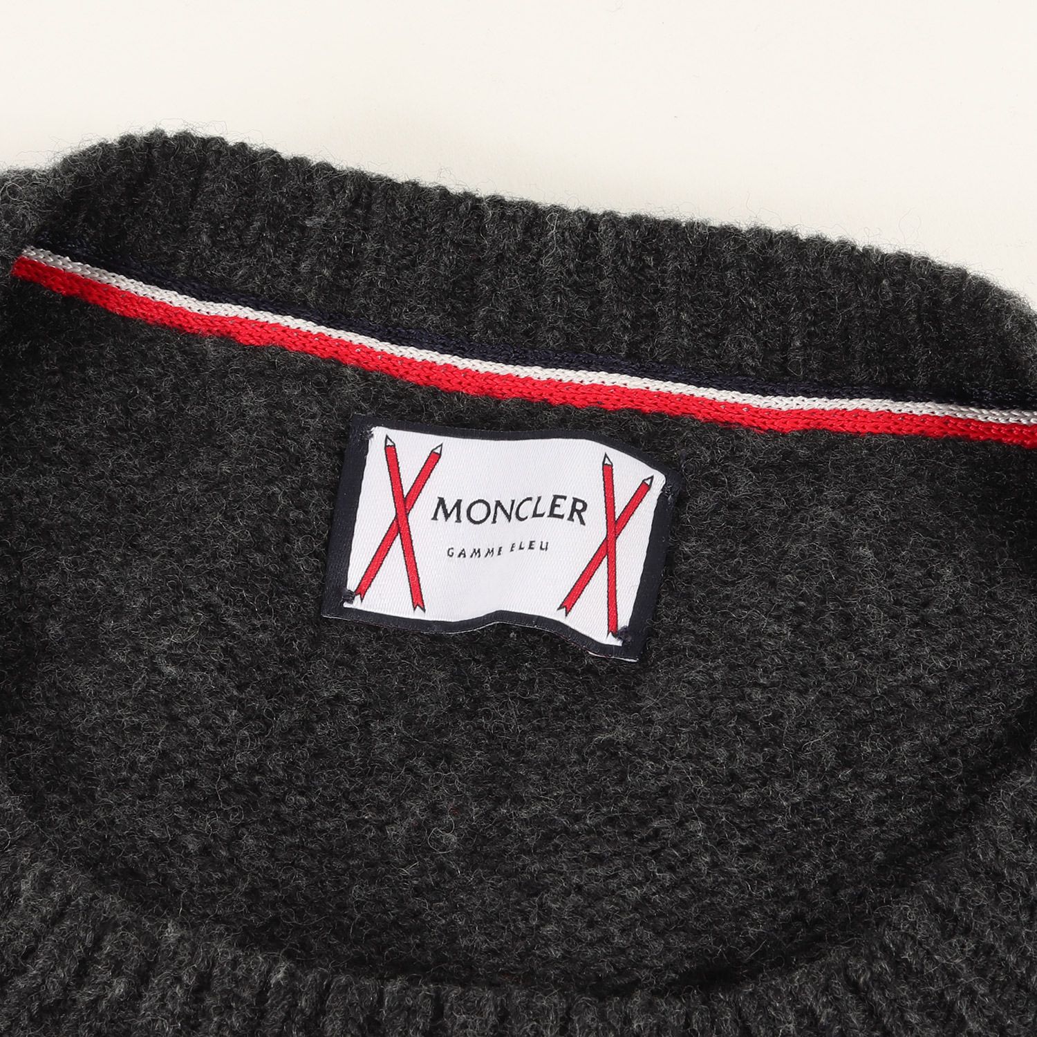 トップス MONCLER GAMME BLEU tricolor knit sweater tricolour-trimmed-wool-jumper-