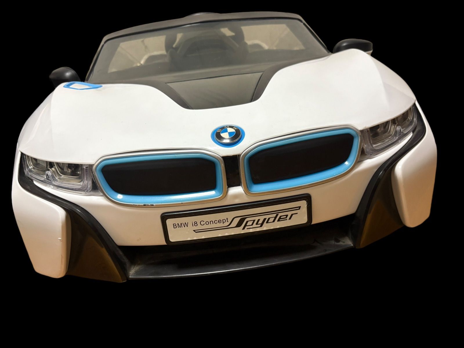 BMW i8 Concept Spyder ミニカー トイザらス BMW i8 Concept Spyder 子供用電動ミニカー - メルカリ
