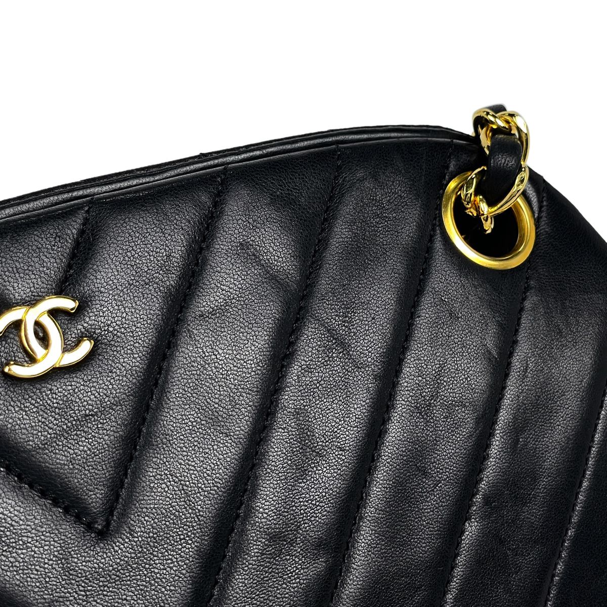 シャネル CHANEL Vステッチ チェーン ショルダーバッグ ココマーク CC
