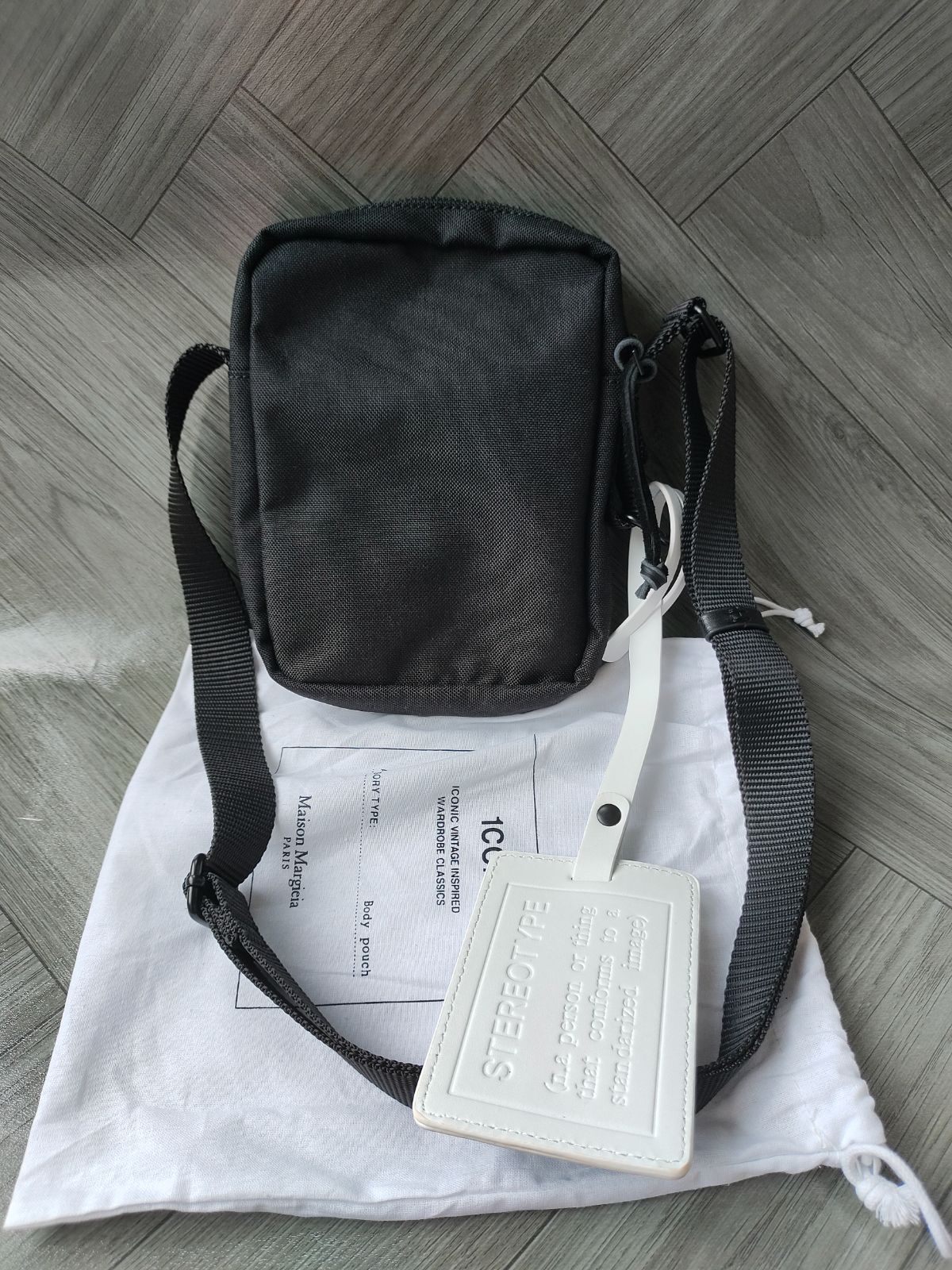 即購入大歓迎☆Maison Margiela メゾンマルジェラショルダーバッグ男女  