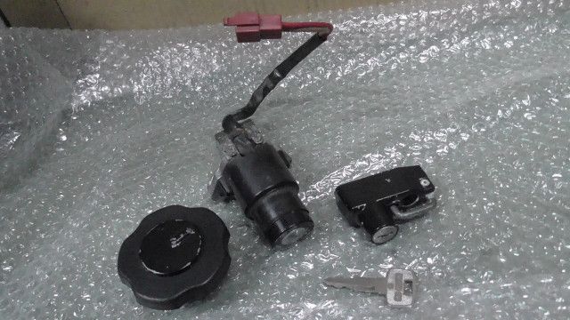 YB50 UA05J-011xxx の キーセット 1743564532
