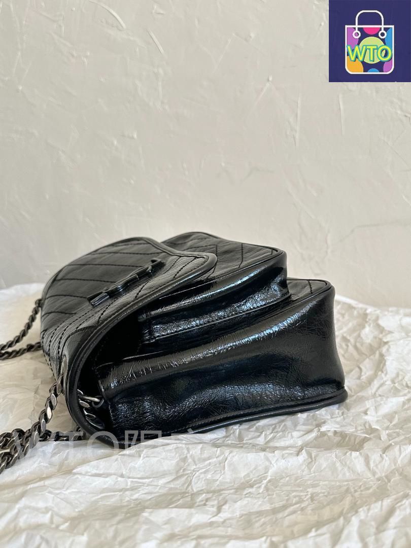 NIKI ショルダーバッグ