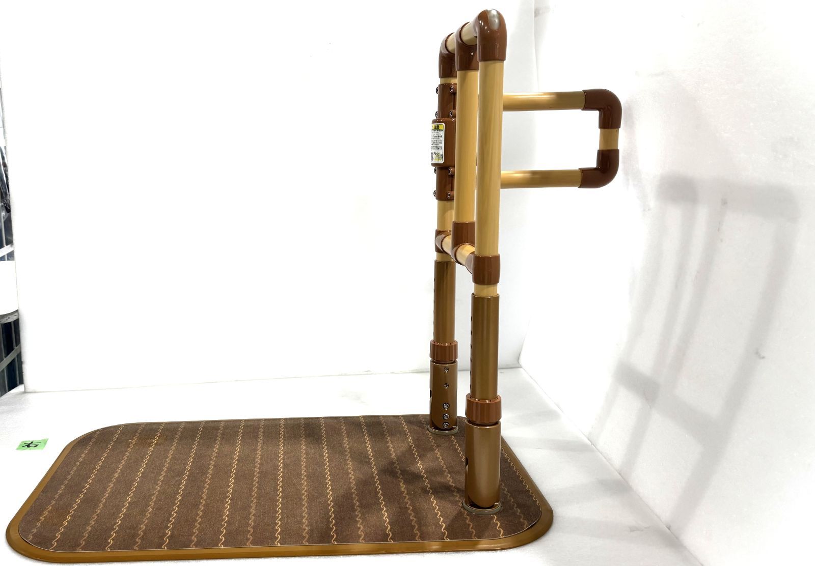 床置き式手すり 楽起 らっきぃ MT介助バー型 左用 らっきー 置き型手すり 手摺 福祉用具 介護用品