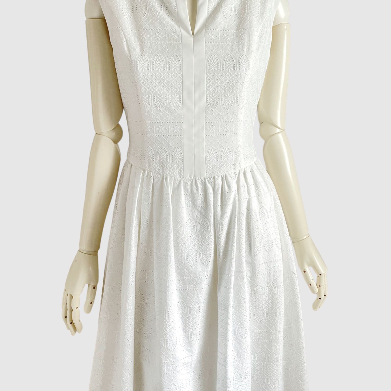 FOXEY フォクシー ワンピース ホワイト RHONE ローヌ ドレス - メルカリ 