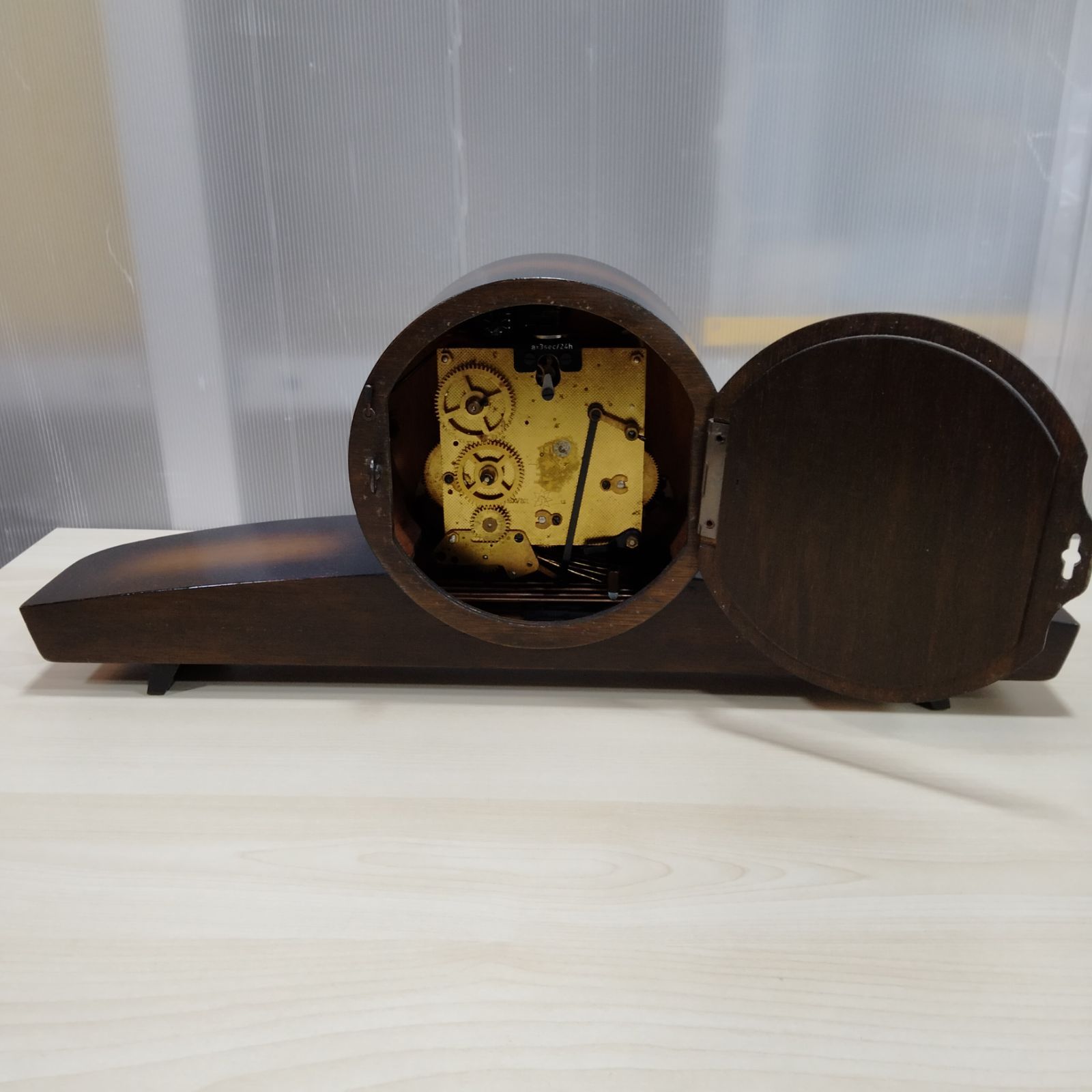 Junghans ユンハンス ゼンマイ式 置き時計 置き時計 ユンハンス 枕時計