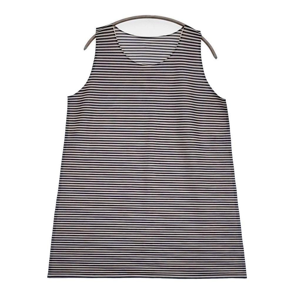 極美品✨ISSEY MIYAKE チュニック　グレー　プリーツ　ノースリーブ 極美品✨ISSEY MIYAKE チュニック グレー プリーツ ノースリーブ