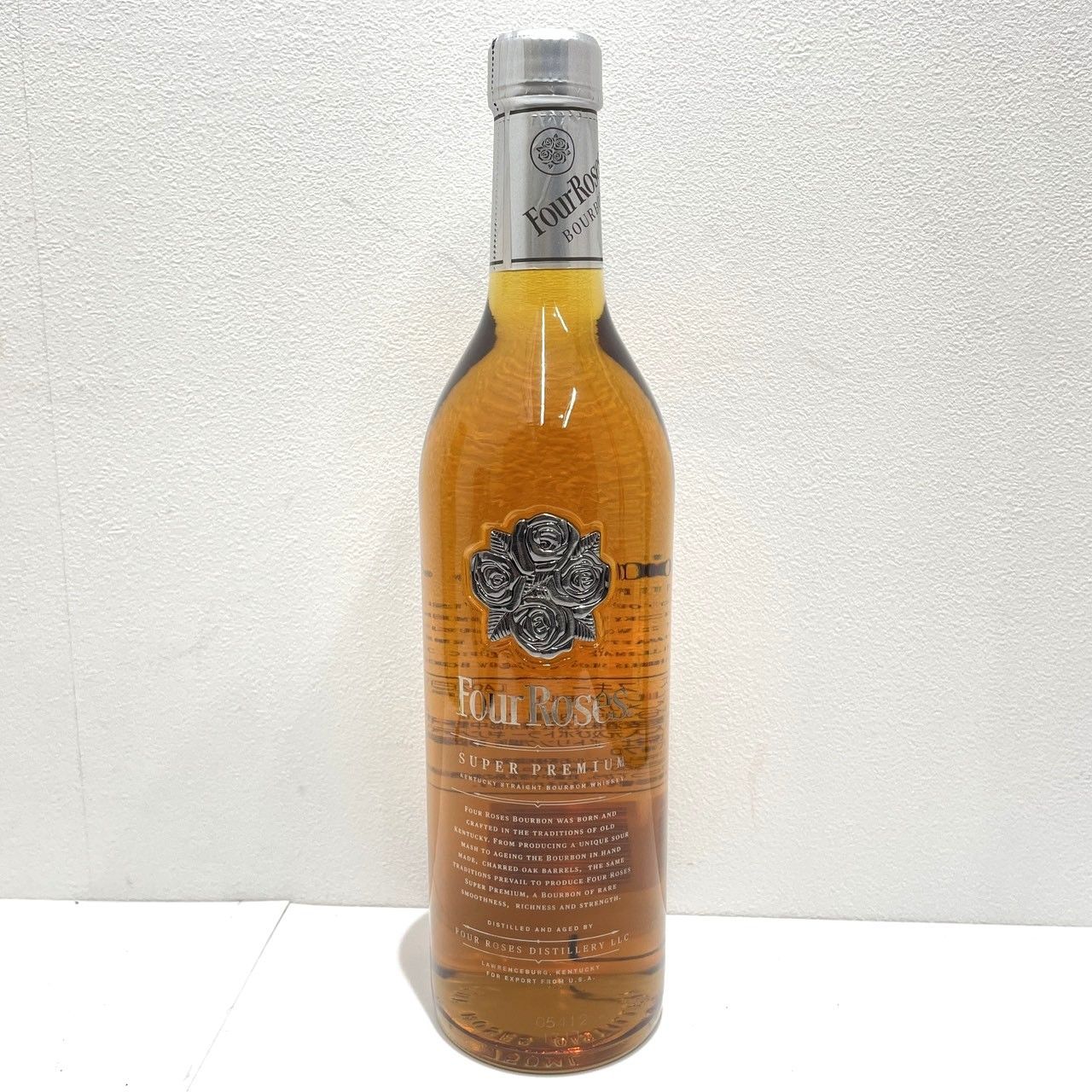 フォアローゼズ スーパープレミアム 750ml 43% フォアローゼズ スーパープレミアム 43/750 [702] [正規輸入]
