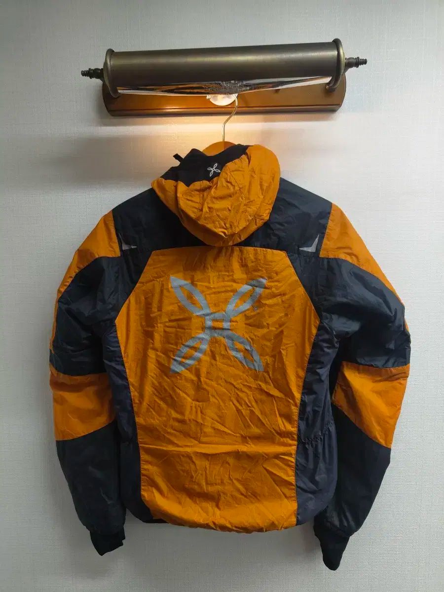 S MONTURA モンチュラ プリマロフト アウター 販売