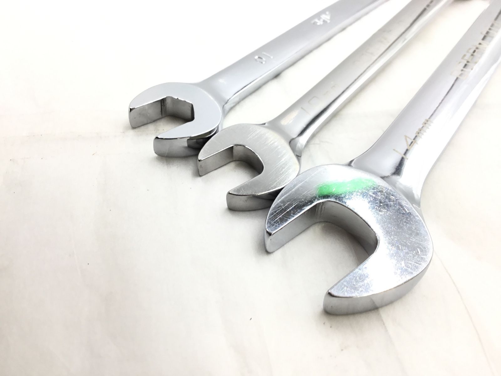 最大35％offセール。 品 ○Snap-on MACTOOLS コンビネーションラチェットレンチ 板ラチェットレンチ 4本セット IT5U69YUGV8T エコツール半田店 M02